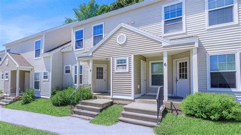 A comfortable, convenient, and quiet place to stay in <strong>Bangor</strong>, <strong>Maine</strong>, whether traveling for work or pleasure. . Bangor maine apartments